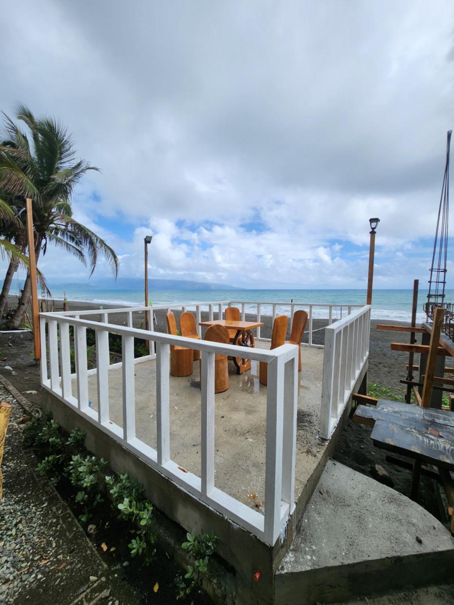 Costa Alora Beach Resort Dingalan 外观 照片